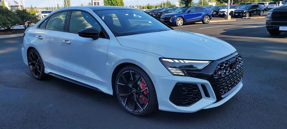2024 Audi 8Y RS3 - Image 3 of 10