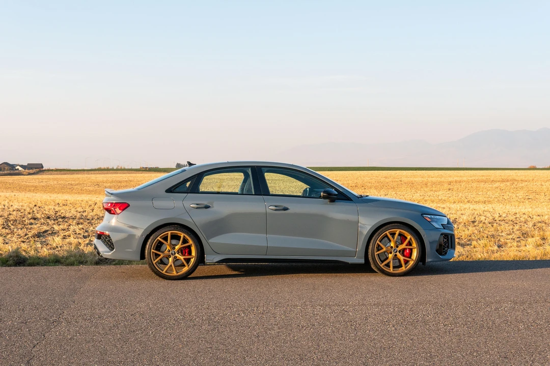 2024 Audi 8Y RS3 - Image 26 of 31
