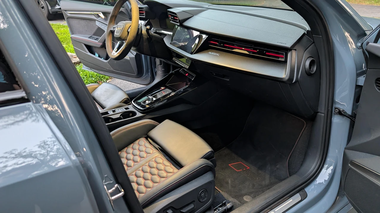 2024 Audi 8Y RS3 - Image 30 of 31