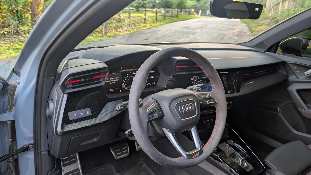 2024 Audi 8Y RS3 - Image 27 of 31