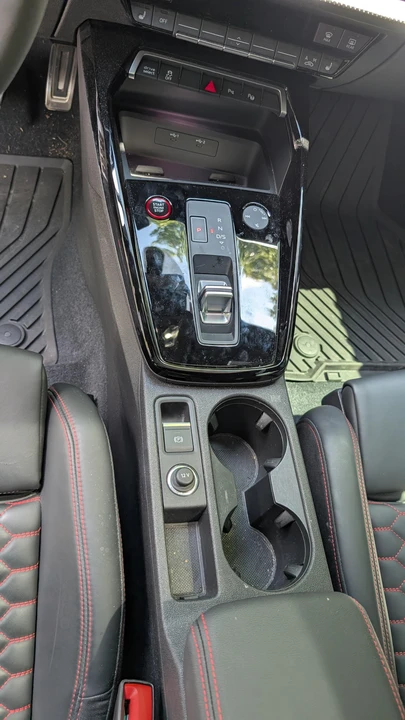 2024 Audi 8Y RS3 - Image 29 of 31