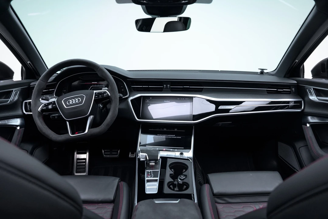 2024 Audi C8 RS6 - Image 2 of 21