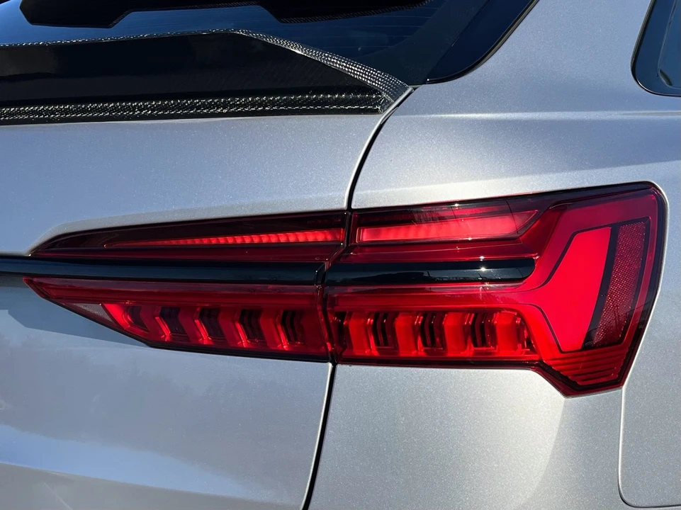 2024 Audi C8 RS6 - Image 9 of 12