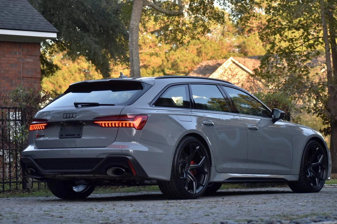 2024 Audi C8 RS6 - Image 19 of 31