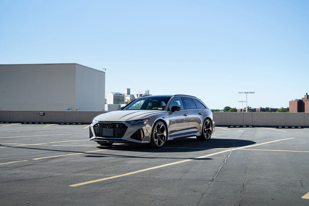 2024 Audi C8 RS6 - Image 2 of 31