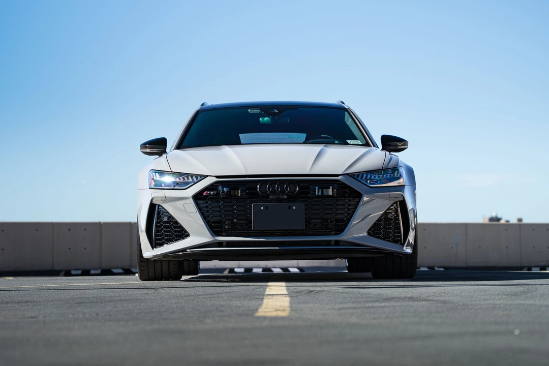 2024 Audi C8 RS6 - Image 8 of 31