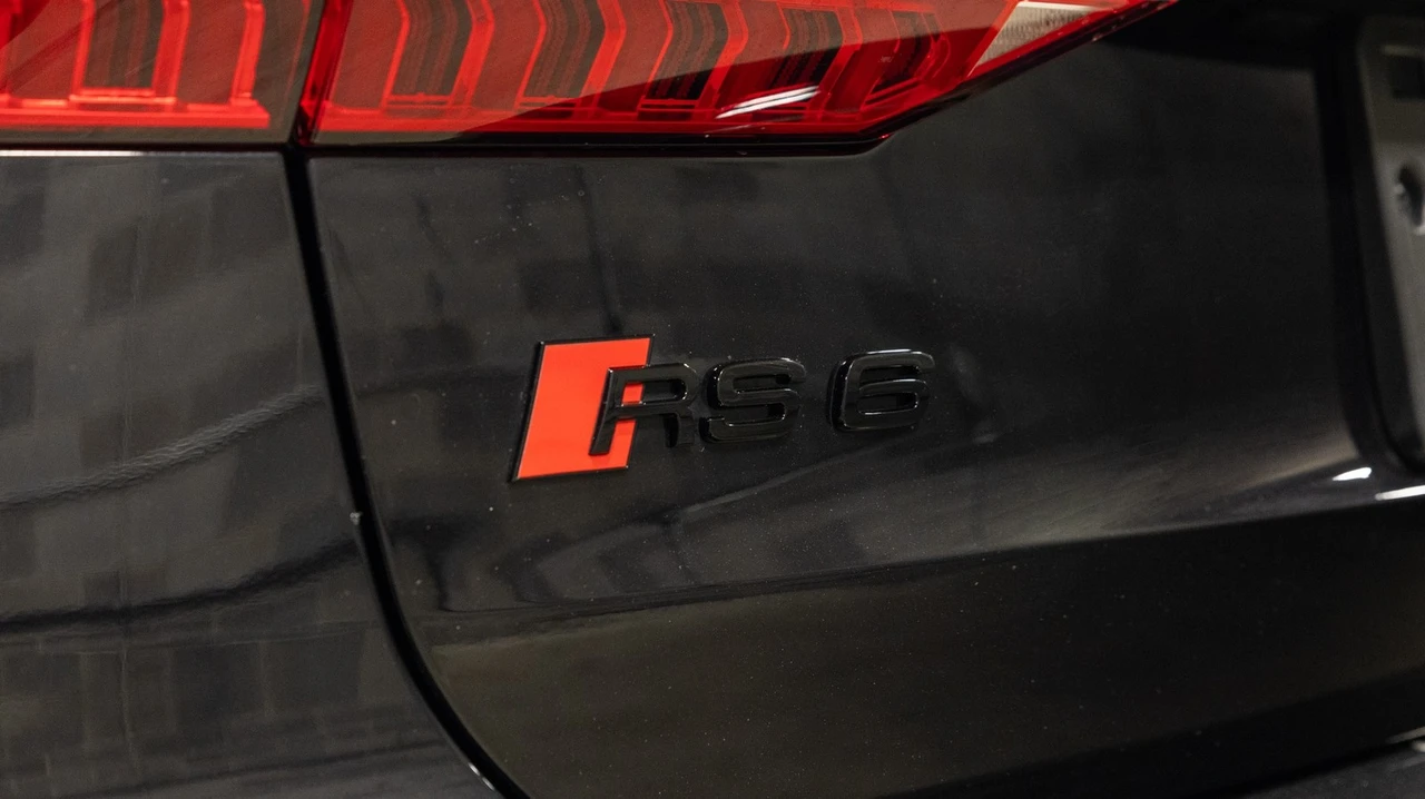 2024 Audi C8 RS6 - Image 11 of 21
