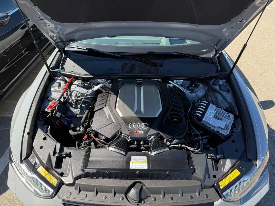 2024 Audi C8 RS6 - Image 2 of 2