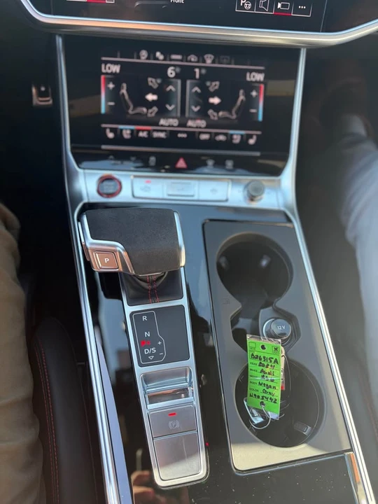 2024 Audi C8 RS6 - Image 3 of 4