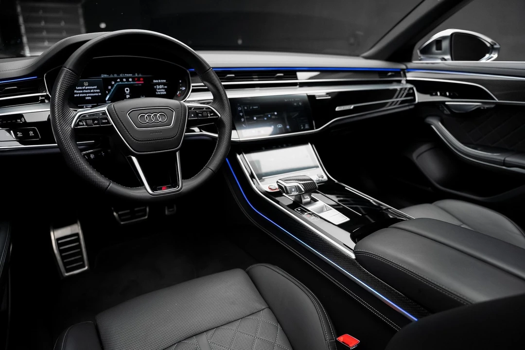 2024 Audi D5 S8 - Image 2 of 21