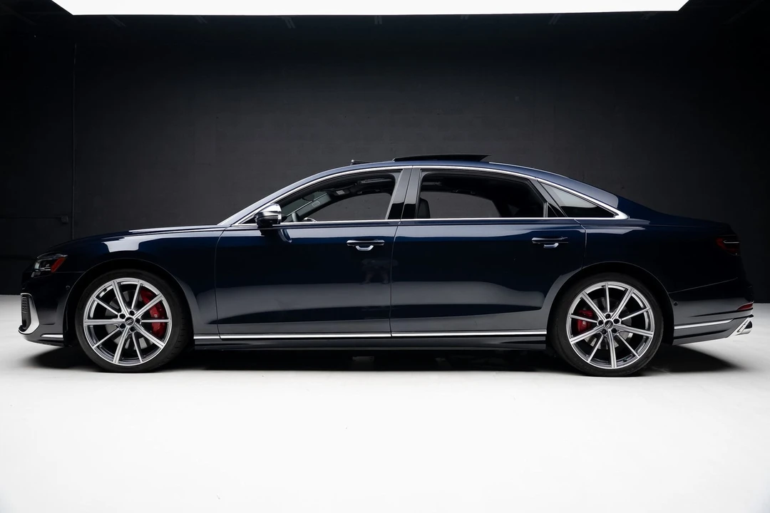 2024 Audi D5 S8 - Image 17 of 21