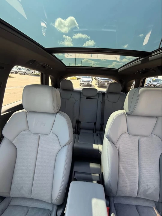 2024 Audi FY SQ5 - Image 9 of 10