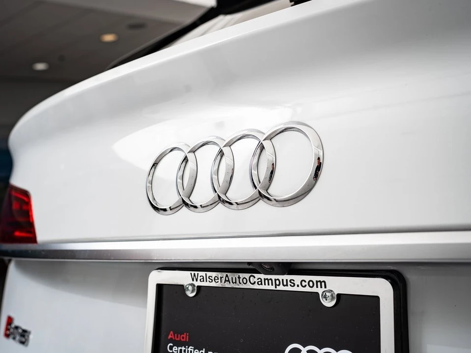 2024 Audi FY SQ5 - Image 9 of 21