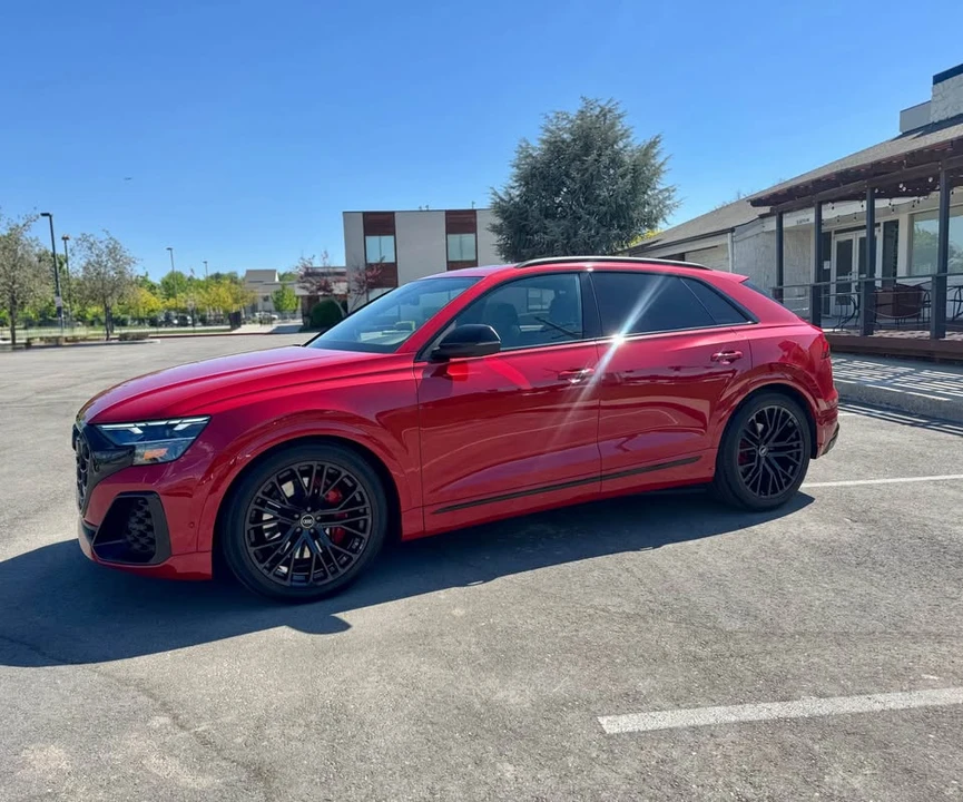 2024 Audi SQ8 - Image 3 of 19