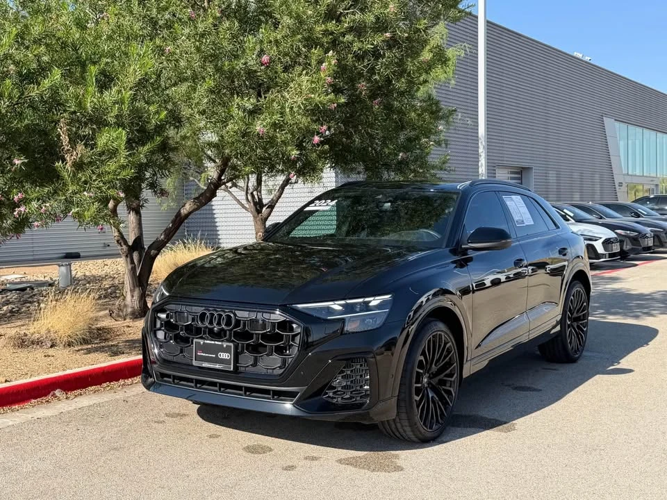 2024 Audi SQ8 - Image 8 of 10