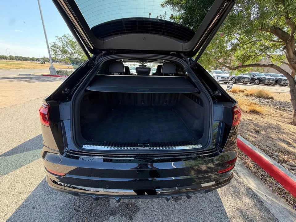 2024 Audi SQ8 - Image 9 of 10