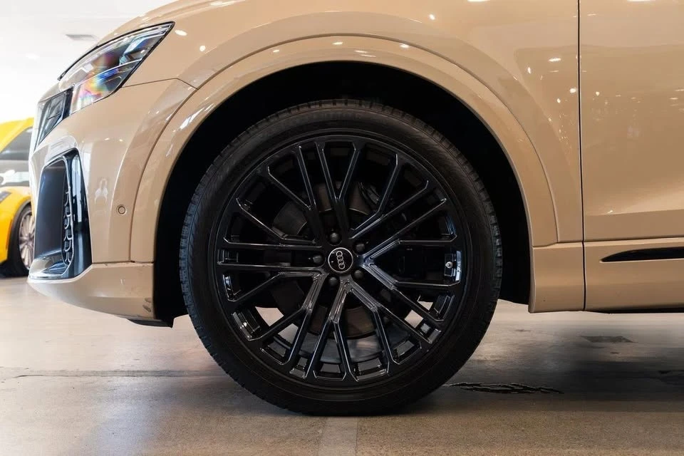 2024 Audi SQ8 - Image 8 of 20