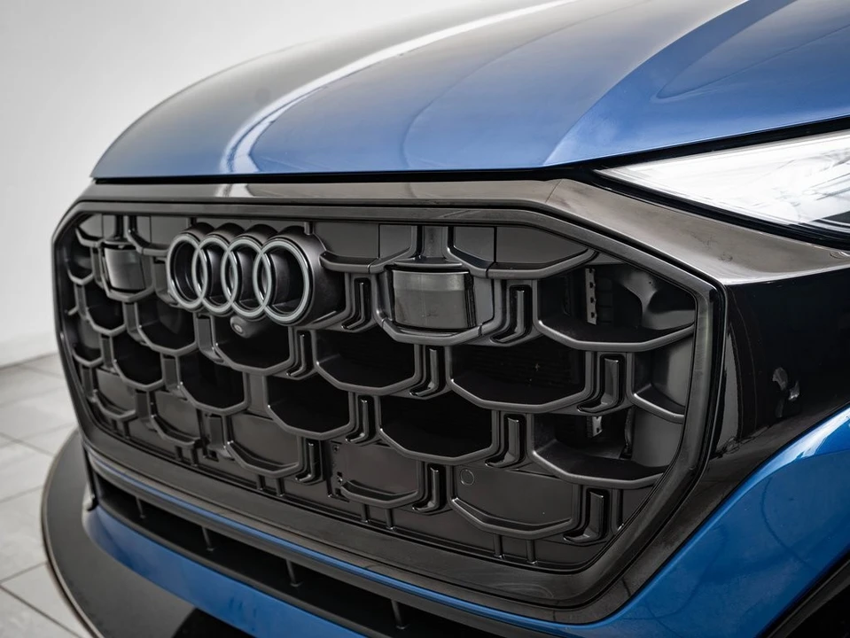 2024 Audi SQ8 - Image 3 of 21