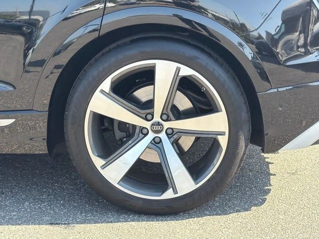 2024 Audi SQ8 - Image 15 of 19