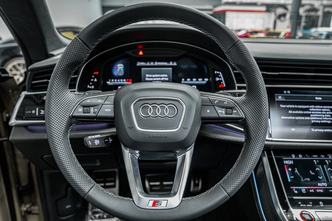 2024 Audi SQ8 - Image 14 of 21