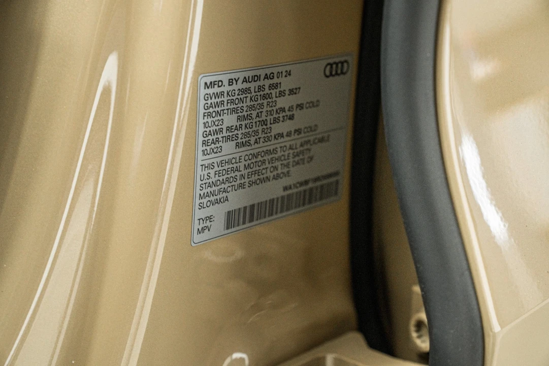 2024 Audi SQ8 - Image 18 of 21