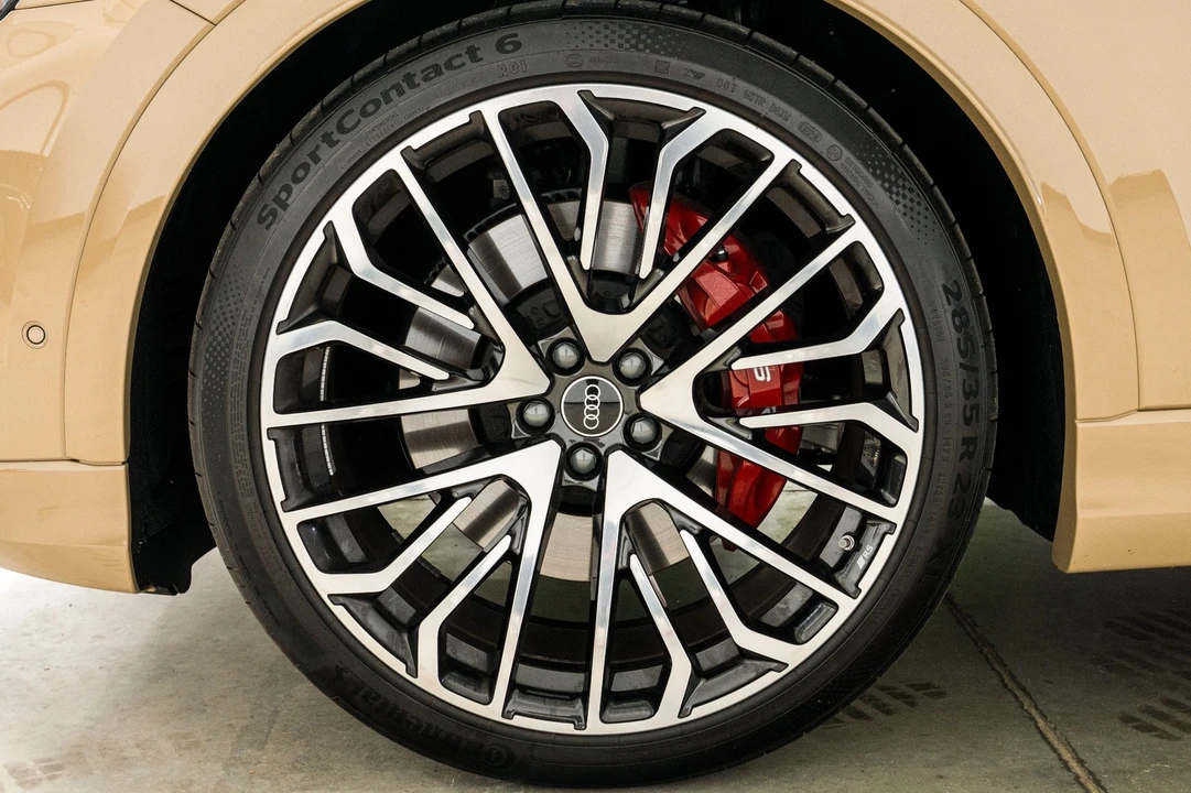 2024 Audi SQ8 - Image 9 of 21
