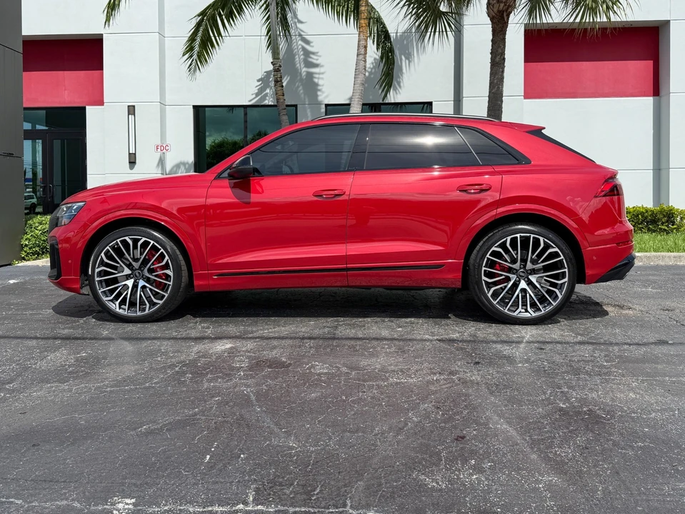 2024 Audi SQ8 - Image 17 of 21