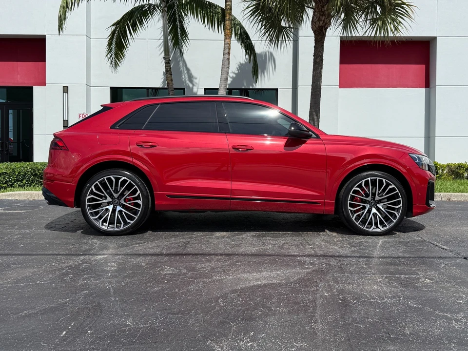 2024 Audi SQ8 - Image 2 of 21