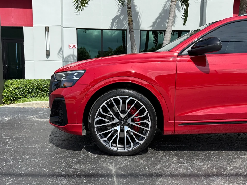 2024 Audi SQ8 - Image 18 of 21