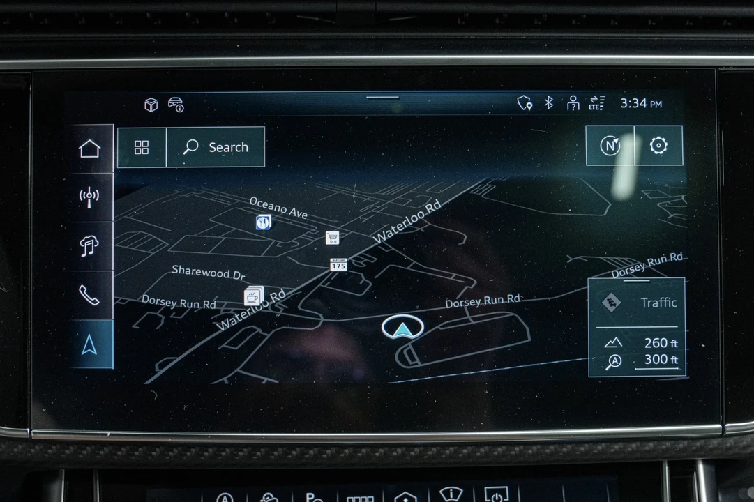 2024 Audi SQ8 - Image 16 of 21