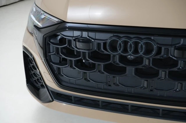2024 Audi SQ8 - Image 14 of 21