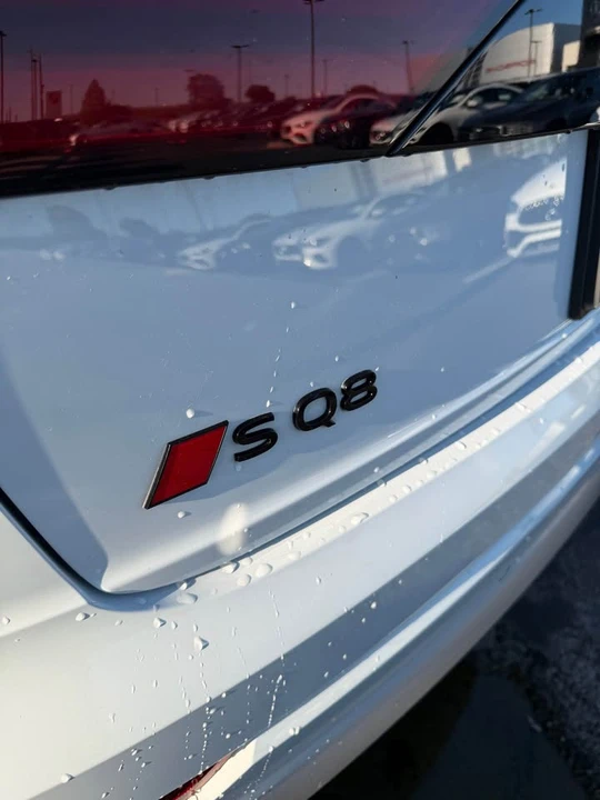 2024 Audi SQ8 - Image 11 of 11