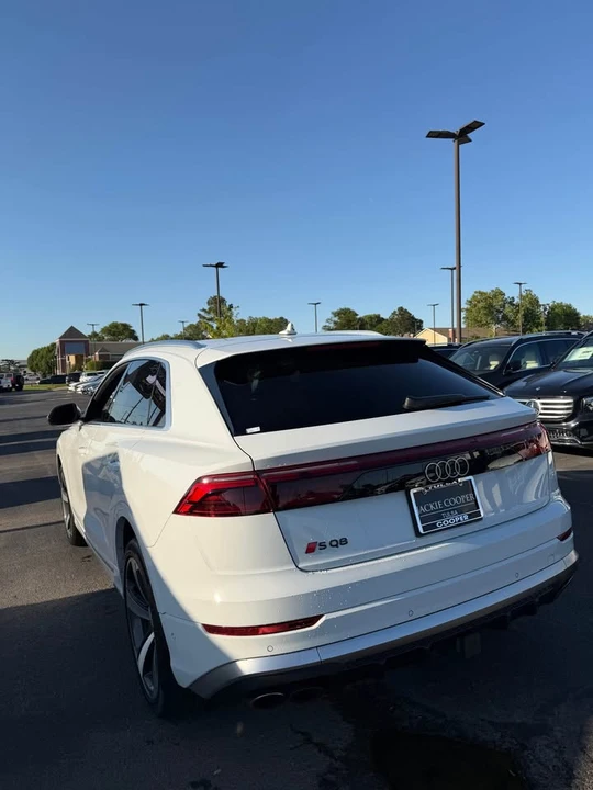 2024 Audi SQ8 - Image 4 of 11