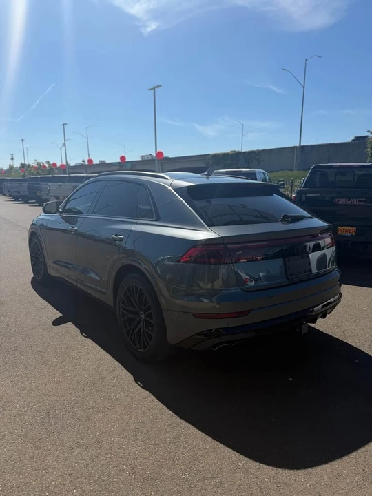 2024 Audi SQ8 - Image 2 of 9