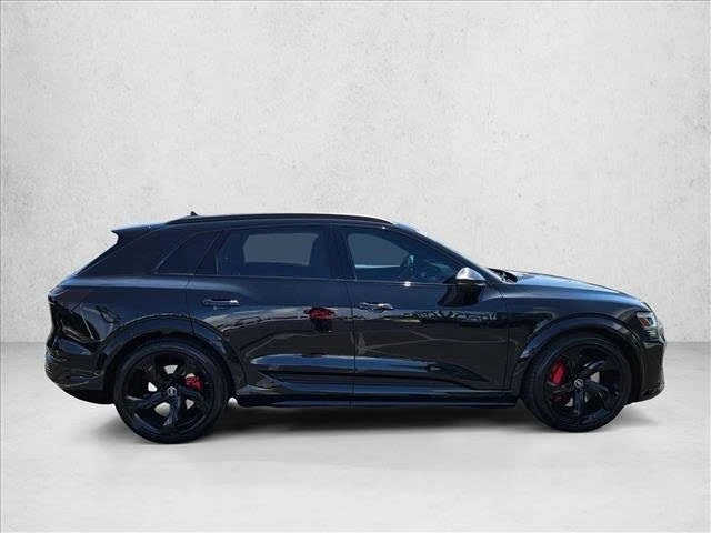 2024 Audi SQ8 e-tron - Image 4 of 20