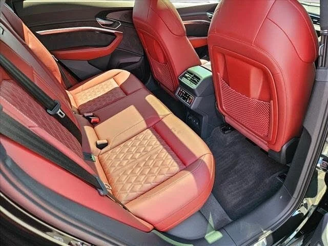 2024 Audi SQ8 e-tron - Image 20 of 20