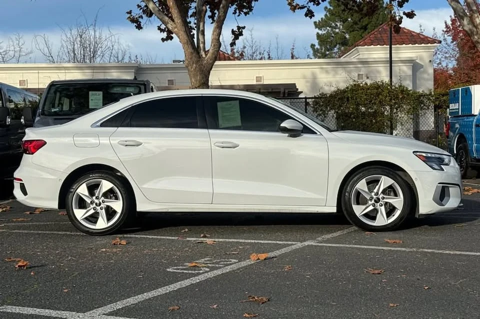 2024 Audi 8Y A3 - Image 7 of 10