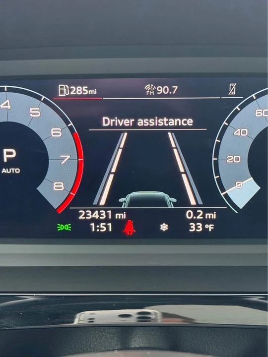 2024 Audi 8Y A3 - Image 14 of 15