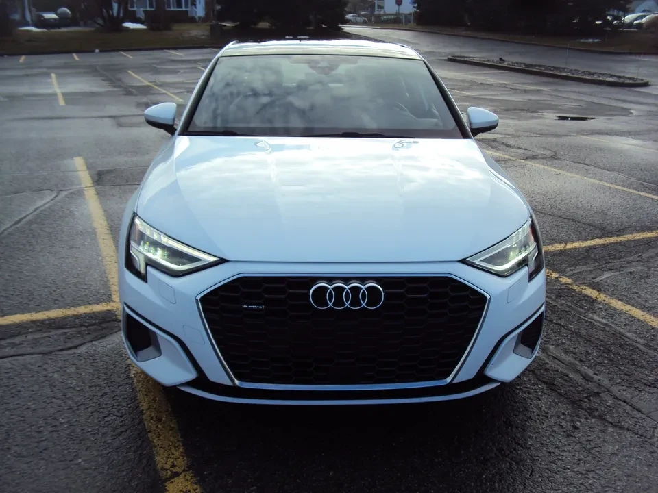 2024 Audi 8Y A3 - Image 2 of 13