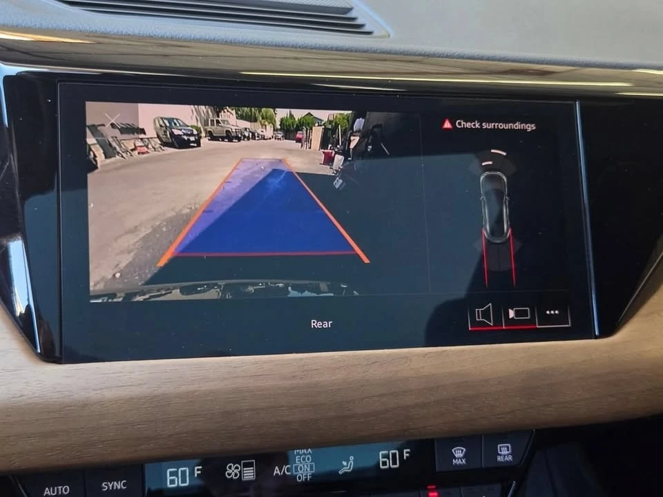 2024 Audi e-tron GT - Image 18 of 19