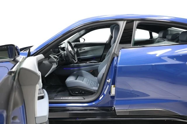2024 Audi e-tron GT - Image 13 of 21