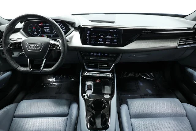 2024 Audi e-tron GT - Image 2 of 12