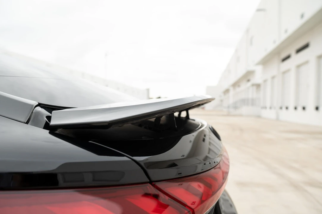 2024 Audi e-tron GT - Image 11 of 21