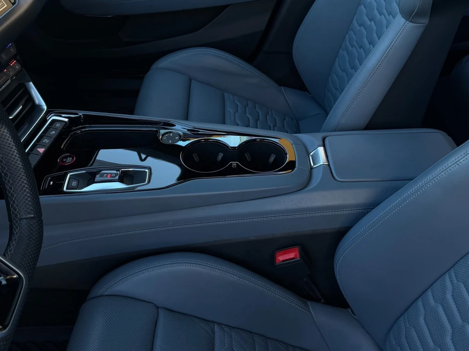 2024 Audi e-tron GT - Image 12 of 12
