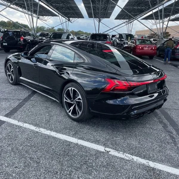 2024 Audi e-tron GT - Image 4 of 9