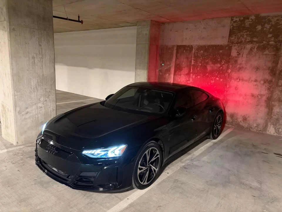 2024 Audi e-tron GT - Image 6 of 9