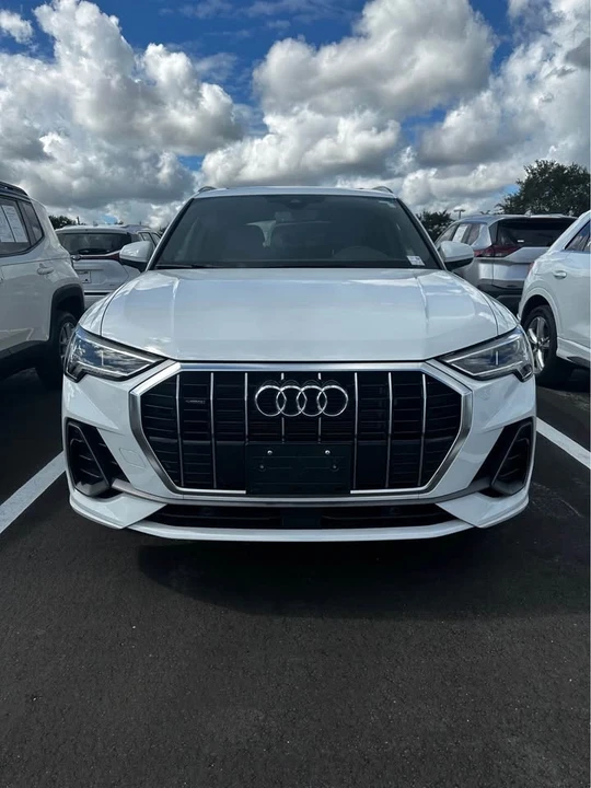 2024 Audi F3 Q3 - Image 2 of 5