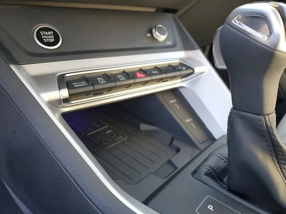 2024 Audi F3 Q3 - Image 2 of 16