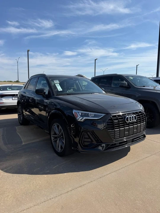2024 Audi F3 Q3 - Image 2 of 9