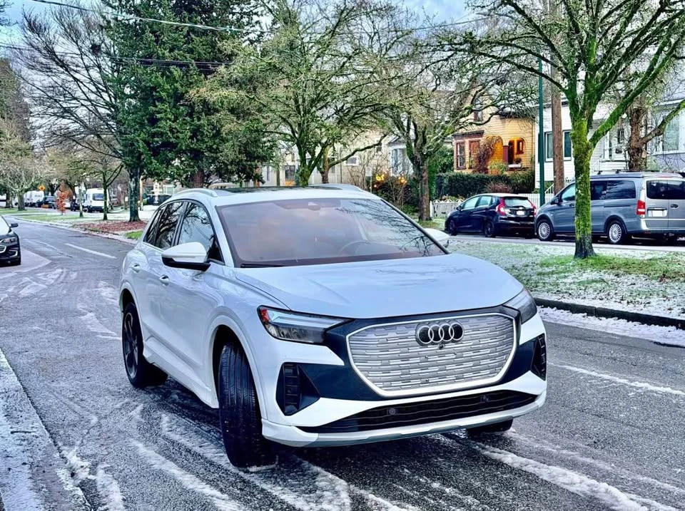 2024 Audi Q4 e-tron - Image 3 of 13